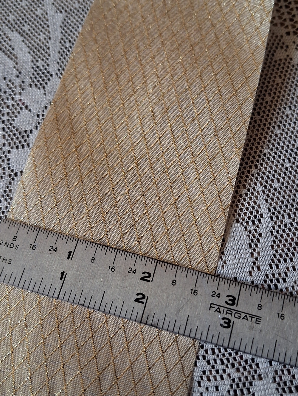 Metallic Diamond Pattern Ribbon - Picture 3 of 6